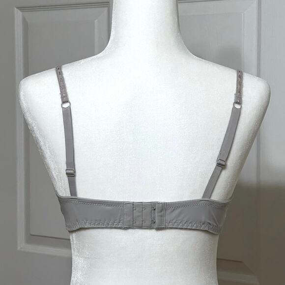 Felina Lingerie bra 38C. Gray semi-transparent with pink embroidery. Underwire - Picture 4 of 9